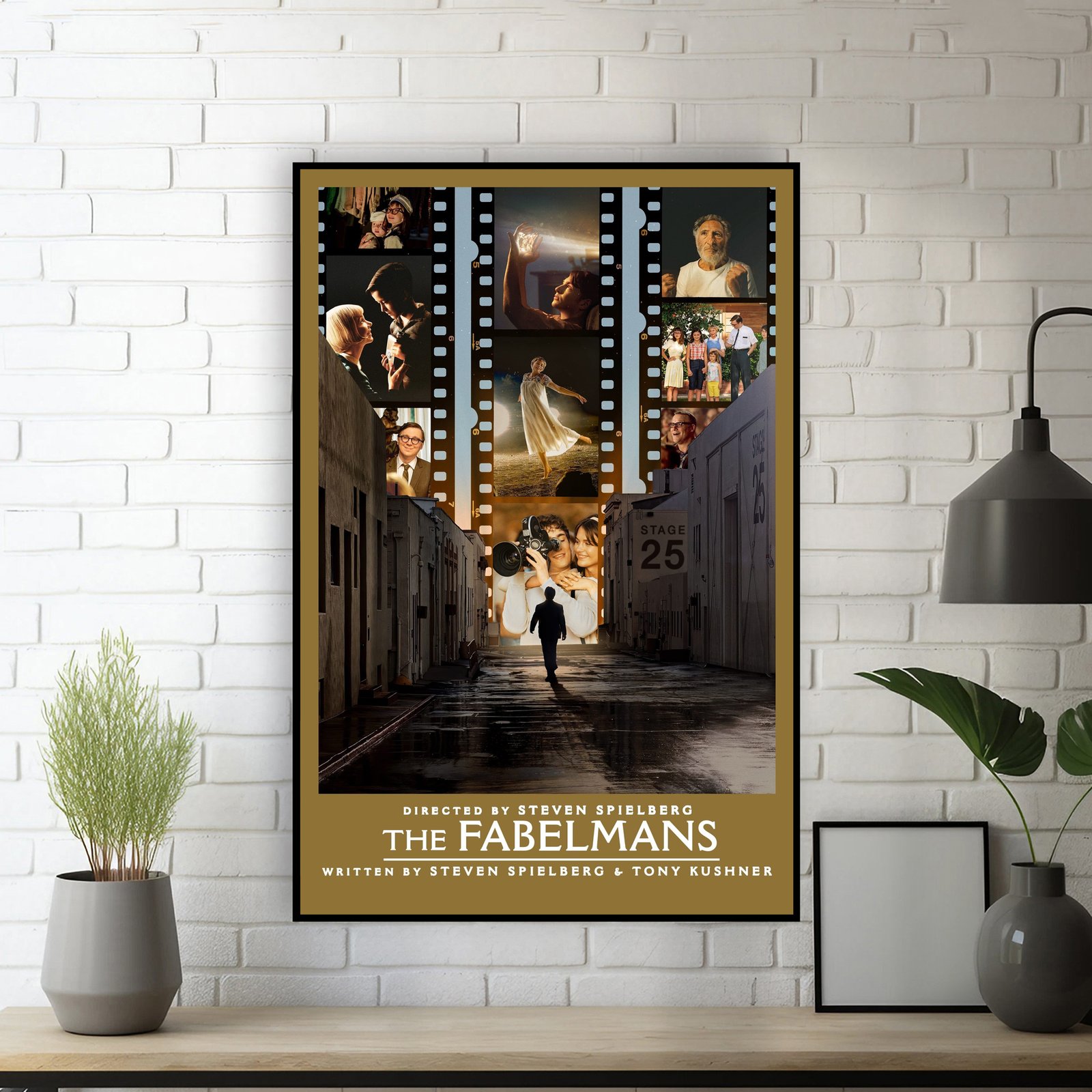 152-2 (2) The Fabelmans (2022) - Image 2